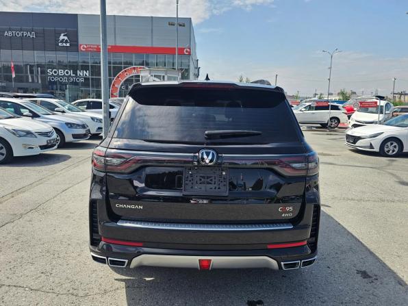 Changan CS95 I Рестайлинг 2 с пробегом 2024 года, цена 3 299 995 рублей, 42127 км, внедорожник, Автокод Объявления