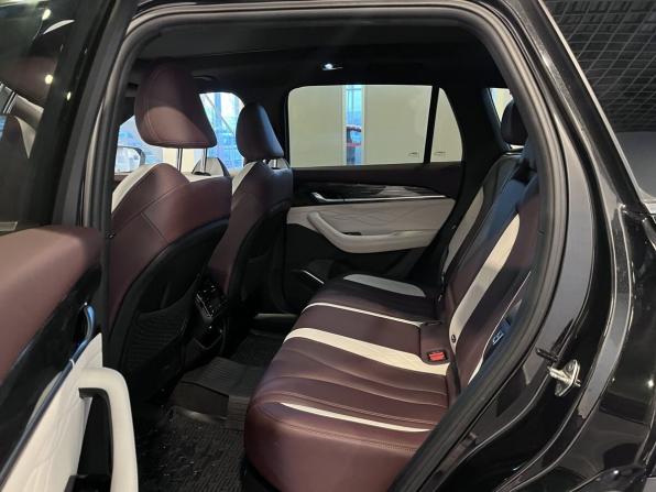 Geely Monjaro I с пробегом 2023 года, цена 2 863 000 рублей, 113054 км, внедорожник, Автокод Объявления