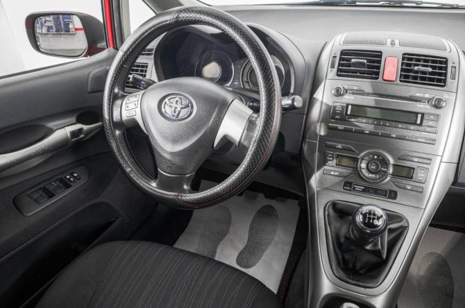 Toyota Auris I с пробегом 2008 года, цена 649 000 рублей, 203800 км, хэтчбек, Автокод Объявления