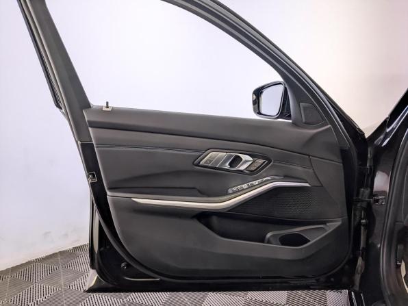 BMW 3 серии VII (G2x) с пробегом 2022 года, цена 3 795 000 рублей, 89732 км, седан, Автокод Объявления