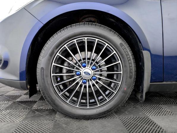 Ford Focus III с пробегом 2012 года, цена 900 000 рублей, 71132 км, седан, Автокод Объявления