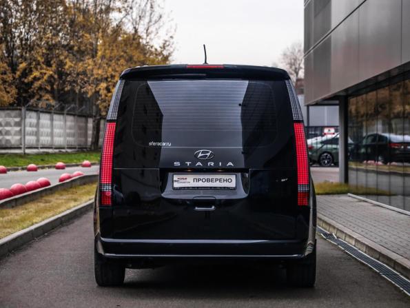 Hyundai Staria I с пробегом 2021 года, цена 3 889 000 рублей, 124898 км, минивэн, Автокод Объявления