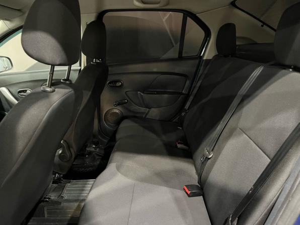 Renault Logan II с пробегом 2017 года, цена 700 000 рублей, 88328 км, седан, Автокод Объявления