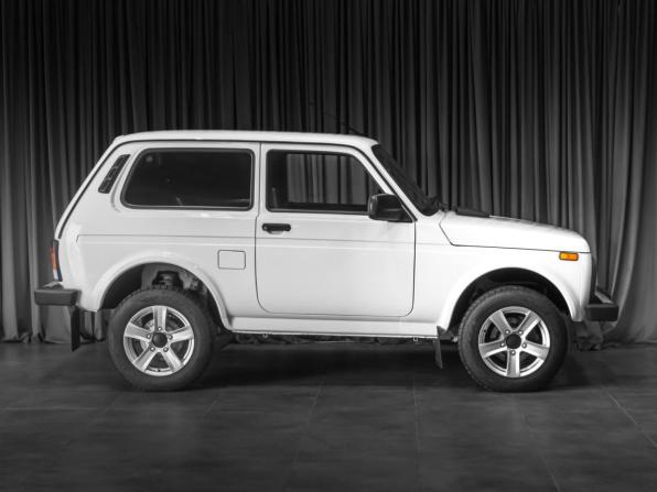 Lada (ВАЗ) Niva Legend I с пробегом 2024 года, цена 899 000 рублей, 8750 км, внедорожник, Автокод Объявления