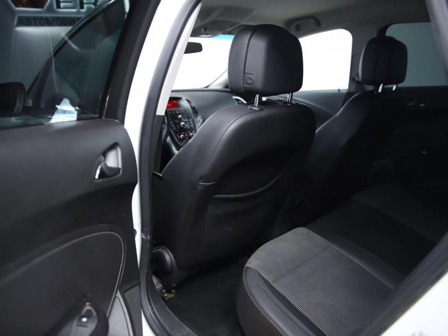Opel Astra J Рестайлинг Уфа  - изображение 11