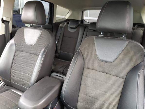 Ford Kuga II с пробегом 2015 года, цена 1 299 000 рублей, 183799 км, внедорожник, Автокод Объявления