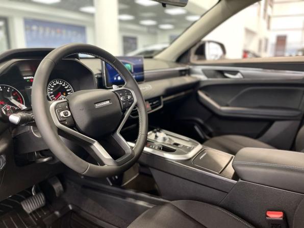 Haval Jolion I Рестайлинг с пробегом 2025 года, цена 2 279 900 рублей, 10 км, внедорожник, Автокод Объявления