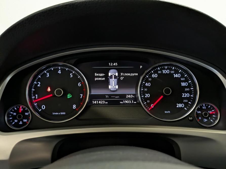 Volkswagen Touareg II Рестайлинг Санкт-Петербург  - изображение 13