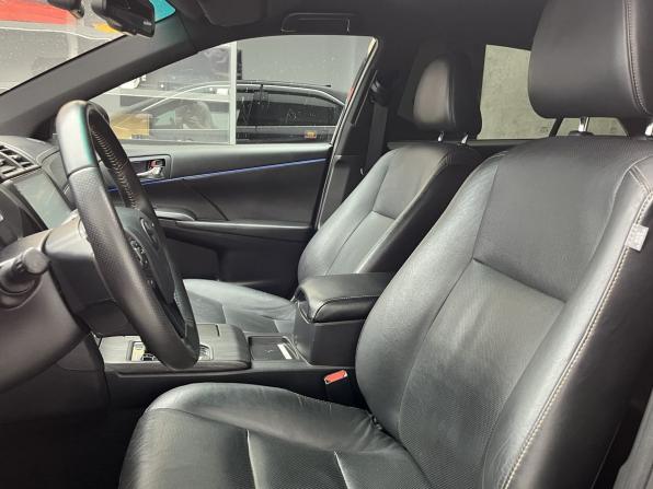 Toyota Camry VII (XV50) Рестайлинг с пробегом 2017 года, цена 2 390 000 рублей, 126000 км, седан, Автокод Объявления