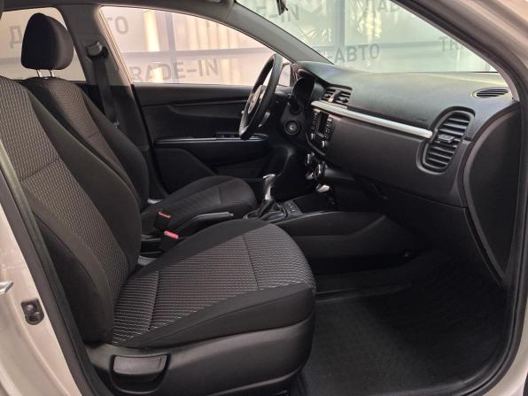Kia Rio IV Рестайлинг с пробегом 2020 года, цена 1 199 000 рублей, 173000 км, седан, Автокод Объявления