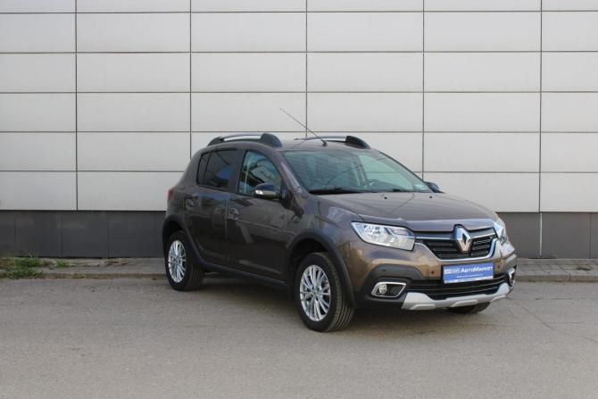Renault Sandero II Рестайлинг с пробегом 2022 года, цена 1 545 000 рублей, 14864 км, хэтчбек, Автокод Объявления