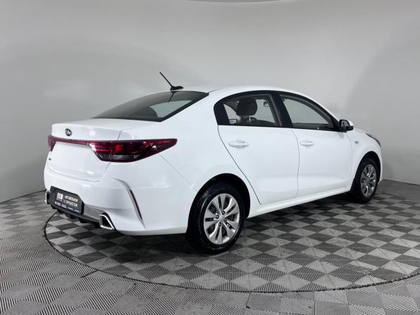 Kia Rio IV Рестайлинг с пробегом 2020 года, цена 1 425 000 рублей, 65089 км, седан, Автокод Объявления