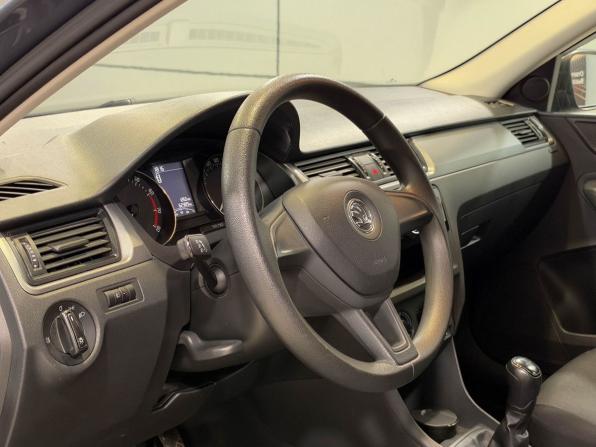 Skoda Rapid I с пробегом 2016 года, цена 1 485 000 рублей, 62384 км, лифтбек, Автокод Объявления