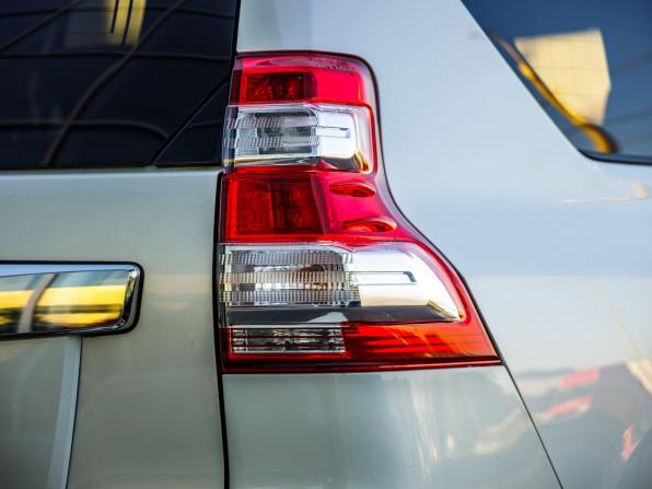 Toyota Land Cruiser Prado 150 Series Рестайлинг 1 с пробегом 2015 года, цена 3 998 000 рублей, 135004 км, внедорожник, Автокод Объявления