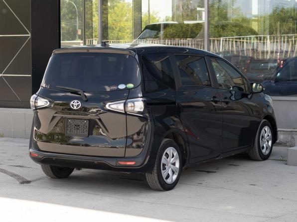 Toyota Sienta II Рестайлинг с пробегом 2019 года, цена 1 470 000 рублей, 125993 км, компактвэн, Автокод Объявления