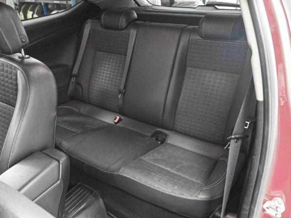 Opel Astra J Рестайлинг с пробегом 2012 года, цена 949 000 рублей, 200956 км, хэтчбек, Автокод Объявления