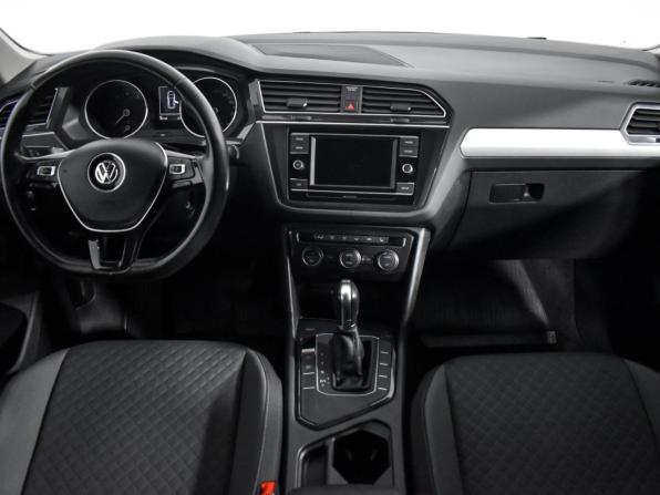Volkswagen Tiguan II с пробегом 2018 года, цена 1 870 000 рублей, 90000 км, внедорожник, Автокод Объявления