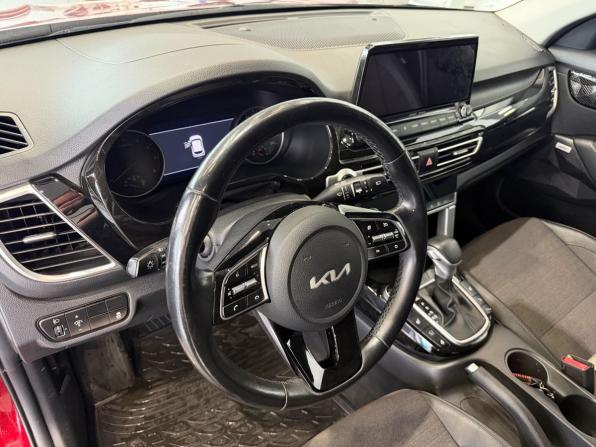 Kia Seltos I с пробегом 2022 года, цена 2 590 000 рублей, 75405 км, внедорожник, Автокод Объявления