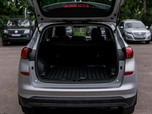 Hyundai Tucson III Рестайлинг с пробегом 2019 года, цена 1 575 000 рублей, 243118 км, внедорожник, Автокод Объявления