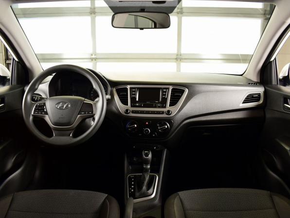 Hyundai Solaris II Рестайлинг с пробегом 2021 года, цена 1 499 995 рублей, 76821 км, седан, Автокод Объявления