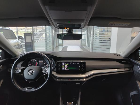 Skoda Octavia IV (A8) с пробегом 2021 года, цена 2 420 000 рублей, 91747 км, лифтбек, Автокод Объявления