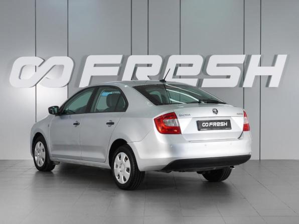 Skoda Rapid I с пробегом 2017 года, цена 1 259 000 рублей, 94245 км, лифтбек, Автокод Объявления