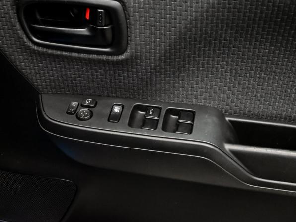 Suzuki Solio III с пробегом 2019 года, цена 980 000 рублей, 109027 км, минивэн, Автокод Объявления