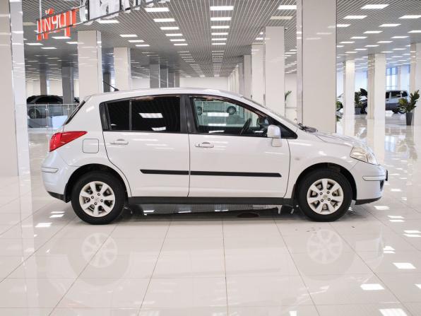 Nissan Tiida I с пробегом 2008 года, цена 535 000 рублей, 210333 км, хэтчбек, Автокод Объявления