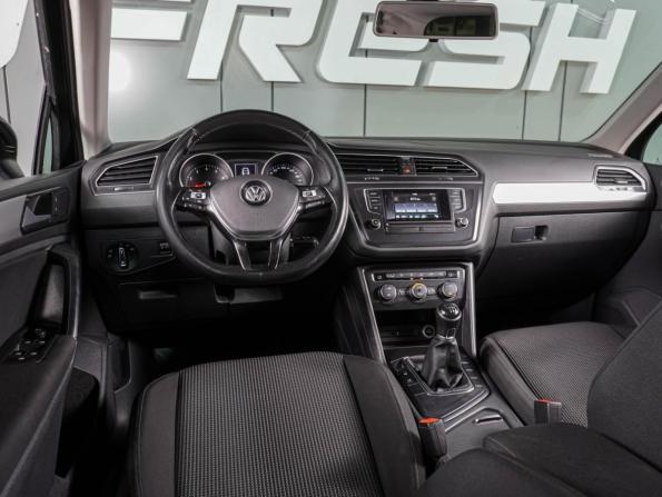 Volkswagen Tiguan II с пробегом 2017 года, цена 1 799 000 рублей, 117285 км, внедорожник, Автокод Объявления