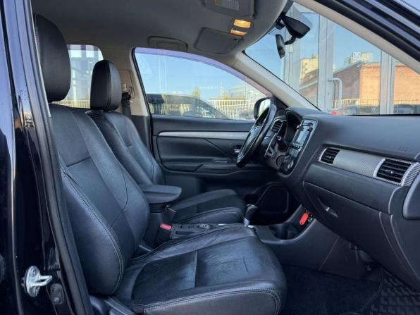 Mitsubishi Outlander III с пробегом 2012 года, цена 1 340 000 рублей, 282392 км, внедорожник, Автокод Объявления