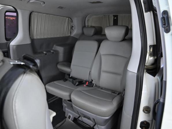 Hyundai Grand Starex I с пробегом 2014 года, цена 1 699 000 рублей, 105000 км, минивэн, Автокод Объявления