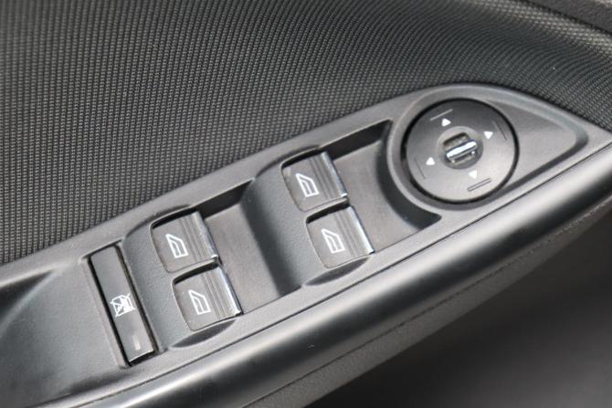 Ford Focus III с пробегом 2012 года, цена 839 000 рублей, 135675 км, седан, Автокод Объявления