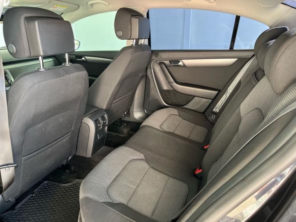 Volkswagen Passat B7 с пробегом 2012 года, цена 1 349 000 рублей, 158000 км, седан, Автокод Объявления