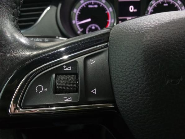 Skoda Octavia III (A7) Рестайлинг с пробегом 2019 года, цена 1 890 000 рублей, 146796 км, лифтбек, Автокод Объявления