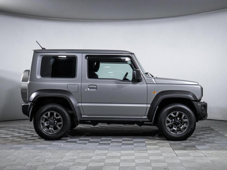 Suzuki Jimny IV Москва  - изображение 4