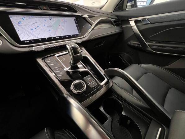 Geely Atlas Pro с пробегом 2022 года, цена 1 900 000 рублей, 45850 км, внедорожник, Автокод Объявления