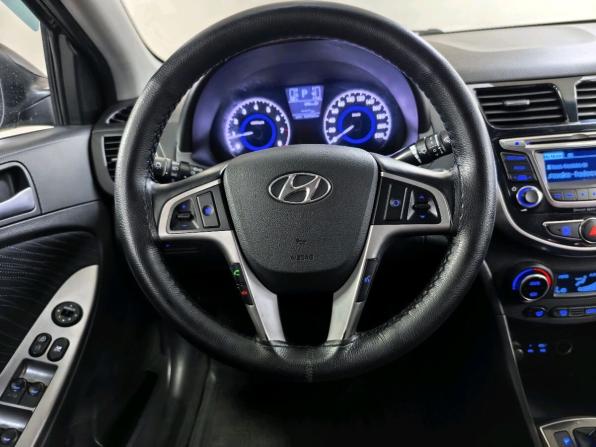 Hyundai Solaris I Рестайлинг с пробегом 2014 года, цена 1 025 000 рублей, 150462 км, седан, Автокод Объявления