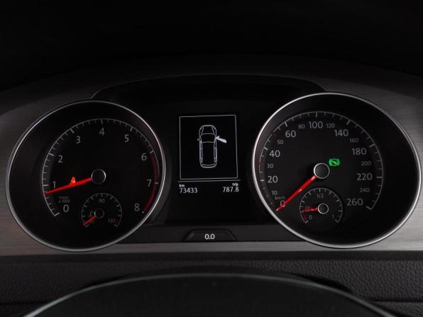 Volkswagen Golf VII Рестайлинг с пробегом 2017 года, цена 1 537 000 рублей, 73433 км, универсал, Автокод Объявления