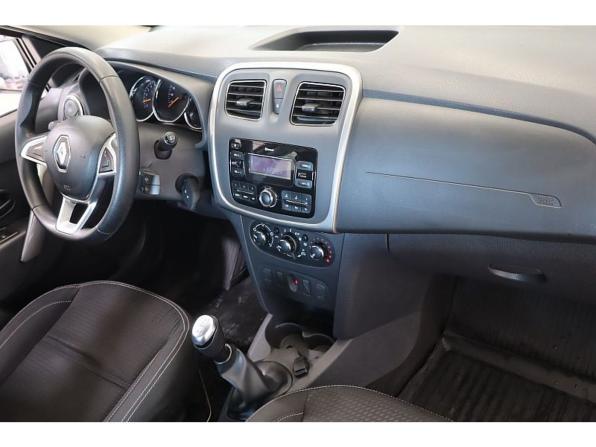 Renault Logan II Рестайлинг с пробегом 2022 года, цена 1 229 000 рублей, 72272 км, седан, Автокод Объявления