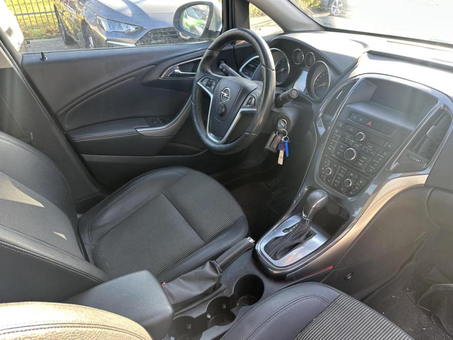 Opel Astra J Рестайлинг Москва  - изображение 5