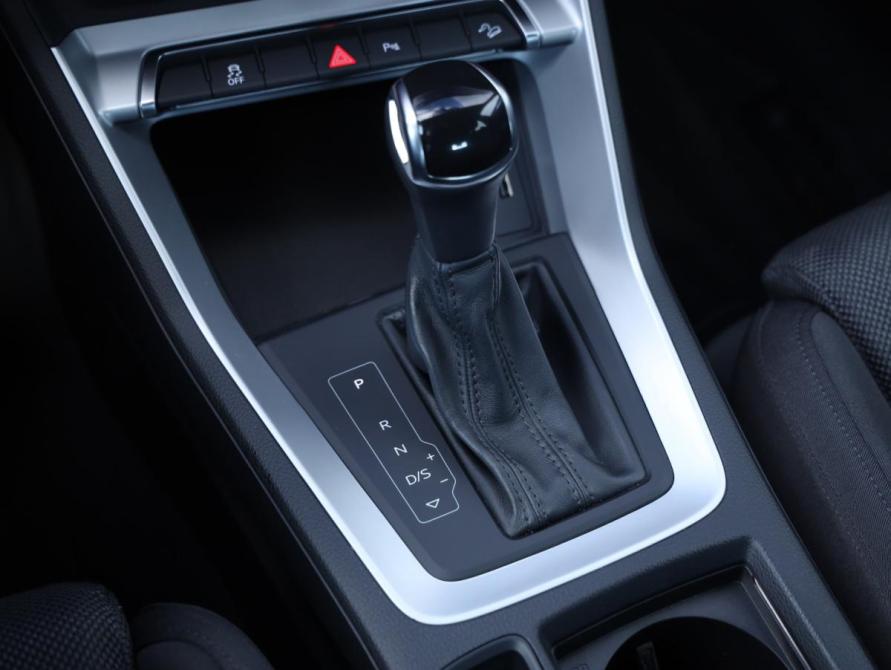 Audi Q3 II (F3) Санкт-Петербург  - изображение 25