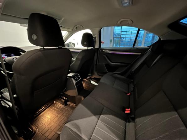 Skoda Octavia III (A7) Рестайлинг с пробегом 2019 года, цена 2 099 000 рублей, 147406 км, лифтбек, Автокод Объявления