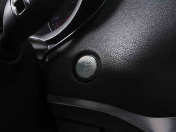 Kia Stinger I с пробегом 2018 года, цена 2 230 000 рублей, 99801 км, лифтбек, Автокод Объявления