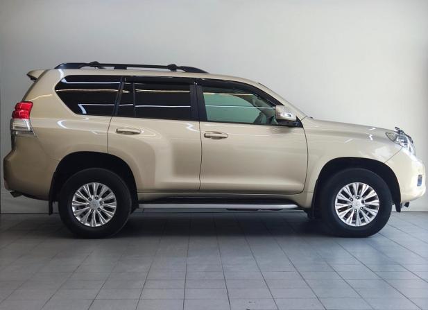 Toyota Land Cruiser Prado 150 Series с пробегом 2010 года, цена 2 600 000 рублей, 183635 км, внедорожник, Автокод Объявления