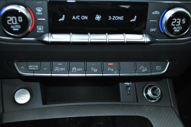 Audi Q5 II (FY) Рестайлинг с пробегом 2025 года, цена 5 690 000 рублей, 10 км, внедорожник, Автокод Объявления