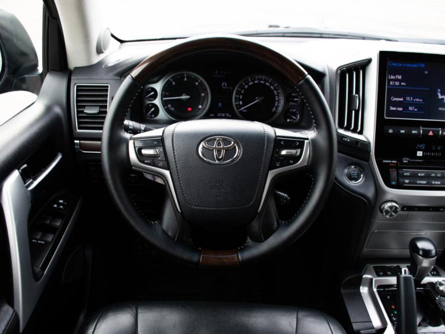Toyota Land Cruiser 200 Series Рестайлинг 2 Москва  - изображение 22