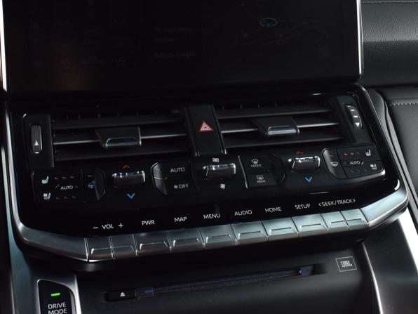 Toyota Land Cruiser 300 Series с пробегом 2022 года, цена 11 499 995 рублей, 69998 км, внедорожник, Автокод Объявления