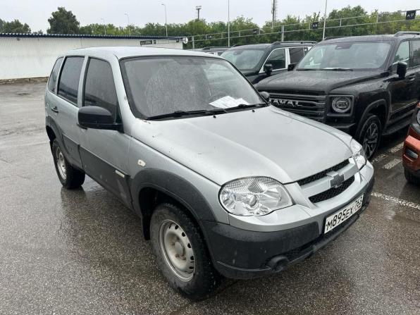 Chevrolet Niva I Рестайлинг с пробегом 2015 года, цена 533 000 рублей, 190060 км, внедорожник, Автокод Объявления