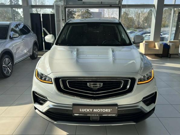 Geely Atlas Pro с пробегом 2024 года, цена 2 095 000 рублей, 49808 км, внедорожник, Автокод Объявления