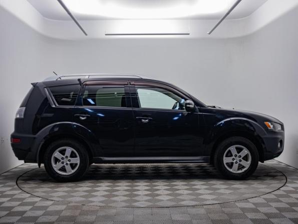 Mitsubishi Outlander II Рестайлинг с пробегом 2010 года, цена 870 000 рублей, 198974 км, внедорожник, Автокод Объявления